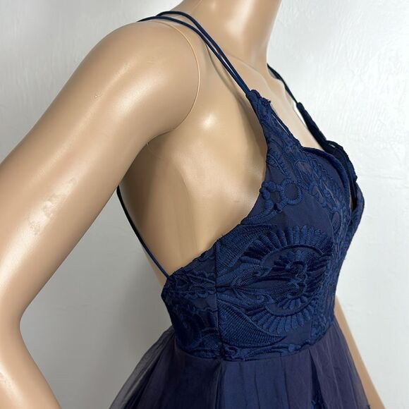 Hello Molly Sleeveless Lace-Up Back Mini Dress In Navy Blue Size 6 - Picture 2 of 10